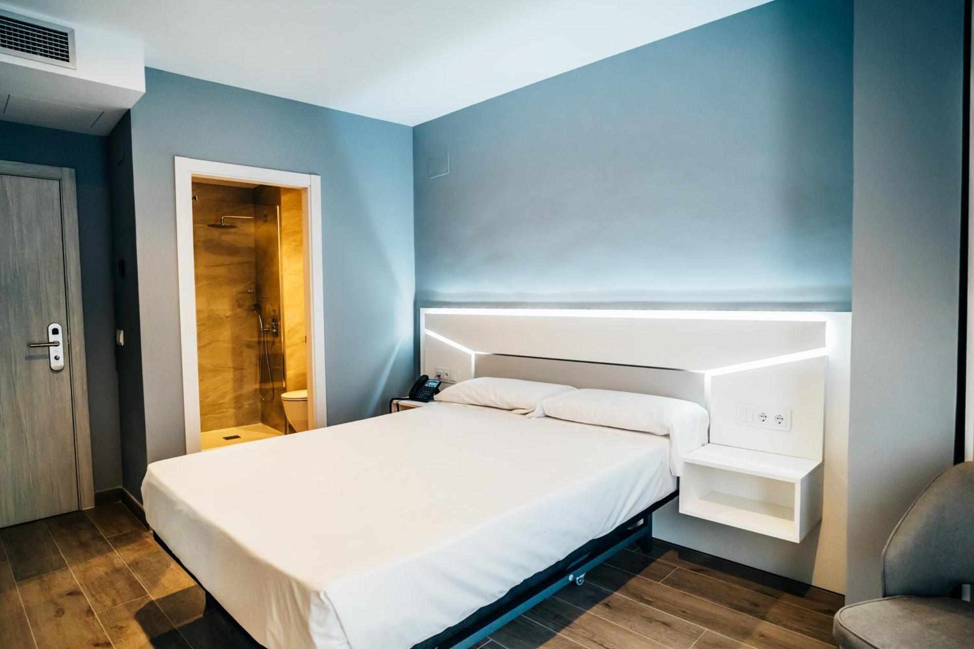 Arevalos Hotel 쿠엥카 외부 사진